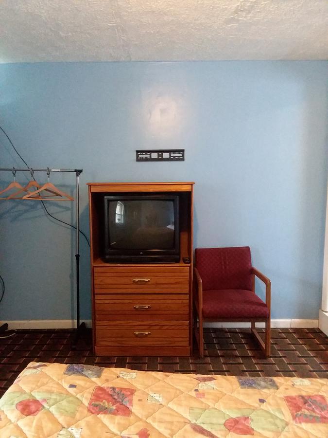 Scenic River Inn Motel Wartburg Exterior foto